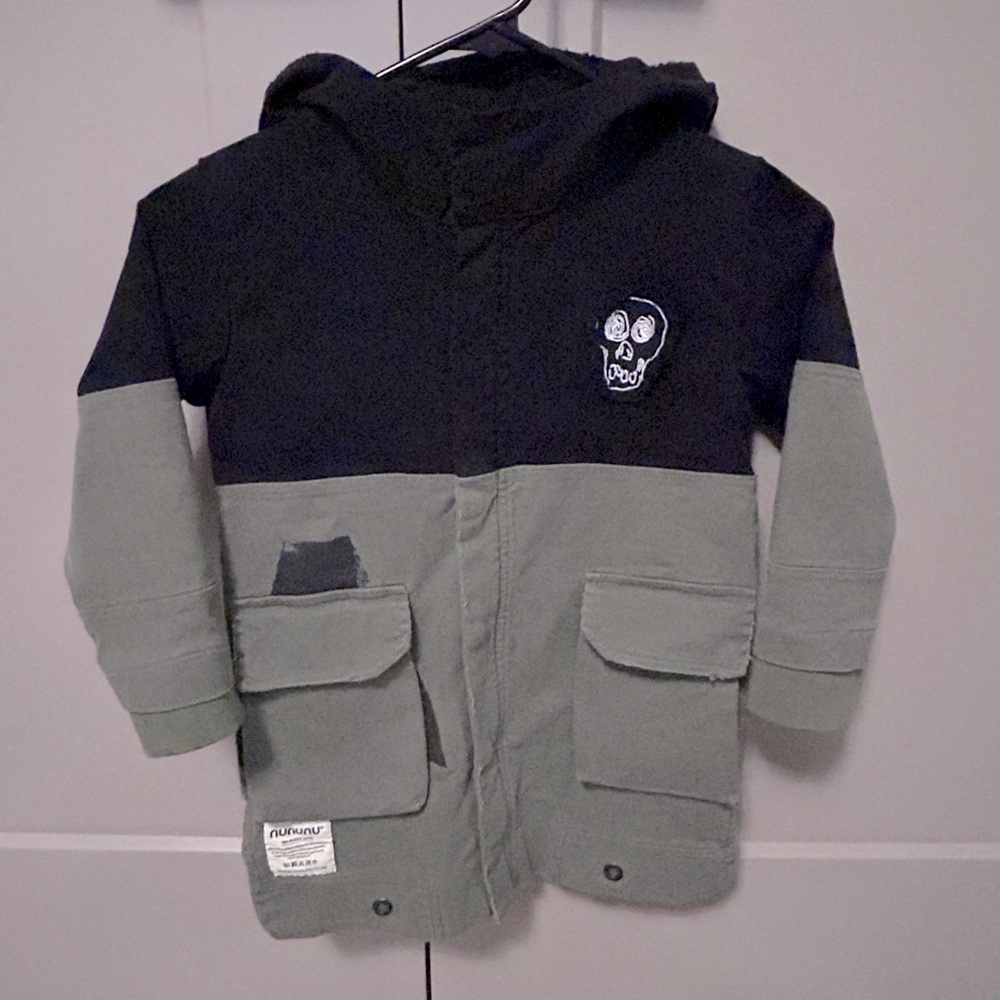 nununu kids jacket long hooded black green cotton control freak pockets 4 - 5